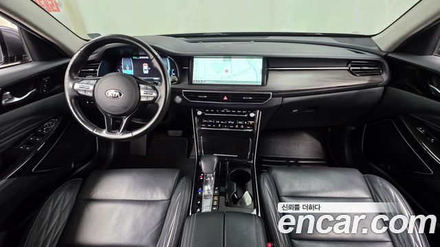 Kia K7 — interior