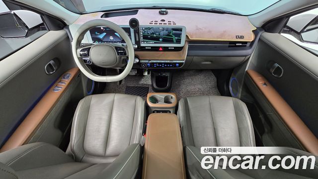 Hyundai IONIQ 5 — interior