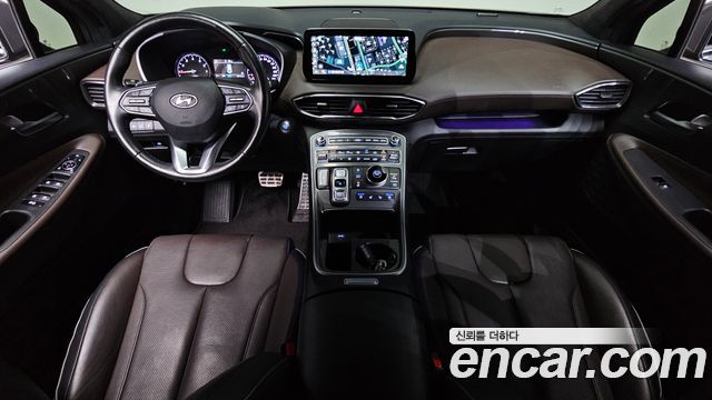 Hyundai Santa Fe — interior
