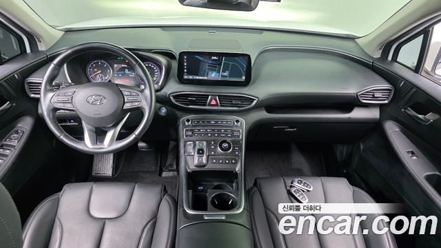 Hyundai Santa Fe — interior