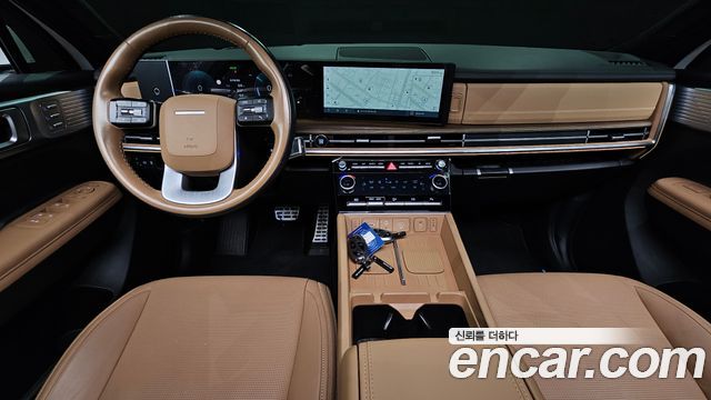 Hyundai Santa Fe — interior