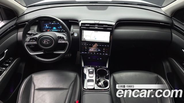 Hyundai Tucson — interior