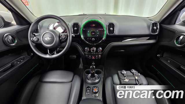 MINI Countryman — interior