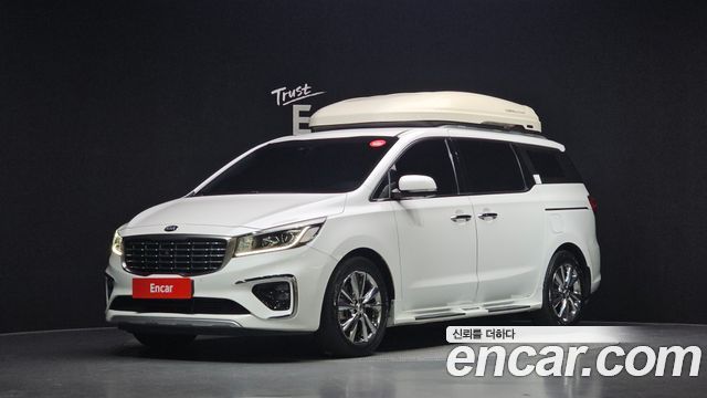 Kia Carnival — exterior