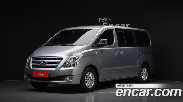 Hyundai Starex