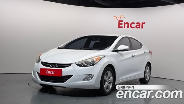 Hyundai Avante — exterior