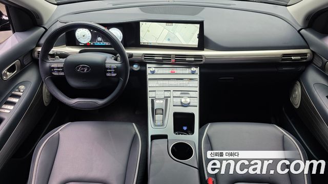 Hyundai Nexo — interior