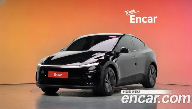 Tesla Model Y — exterior