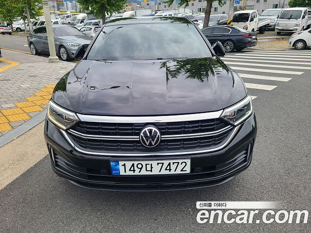 Volkswagen Jetta — exterior