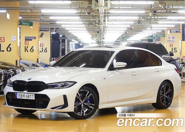 BMW 3 Series — exterior