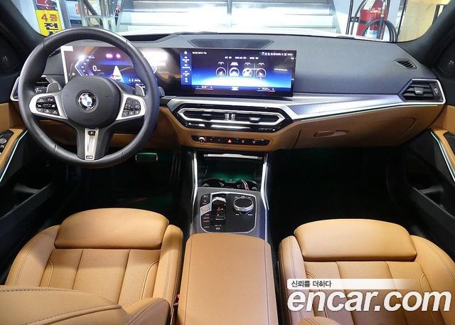 BMW 3 Series — interior