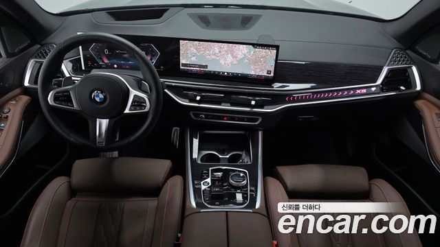 BMW X5 — interior