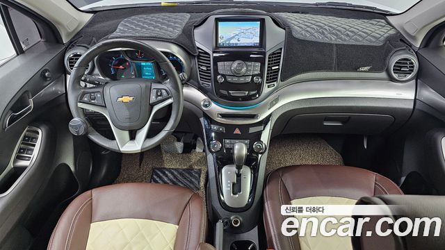 Chevrolet Korea Orlando — interior