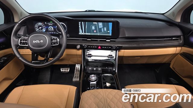 Kia Carnival — interior