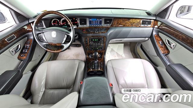 Hyundai Equus — interior