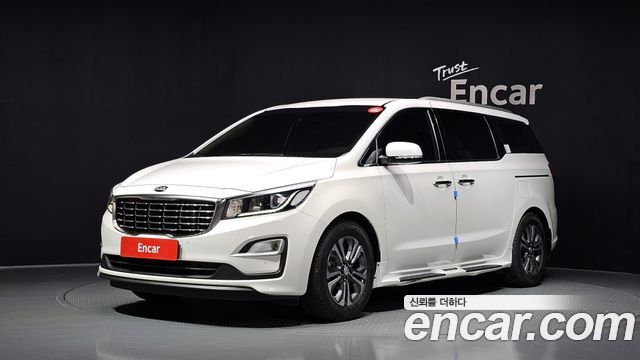 Kia Carnival — exterior