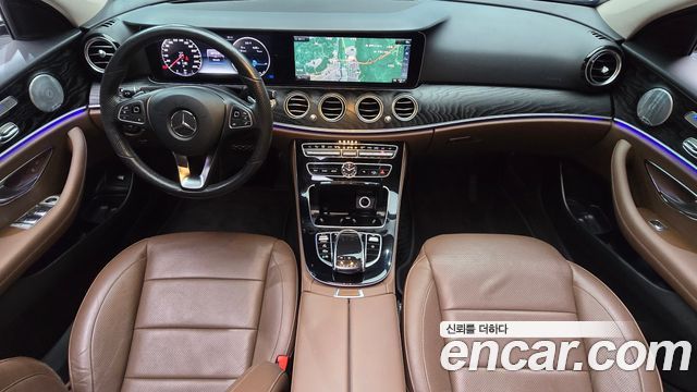 Mercedes-Benz E-Class — interior