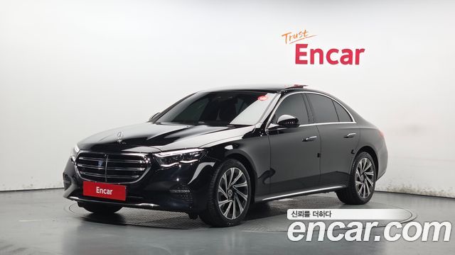 Mercedes-Benz E-Class — exterior