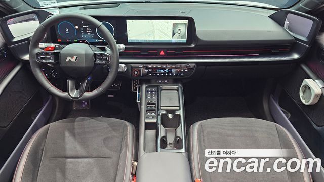 Hyundai IONIQ 6 — interior