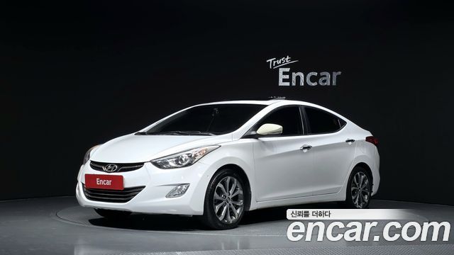 Hyundai Avante — exterior