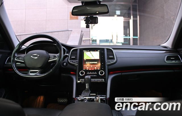 Renault Korea SM6 — interior