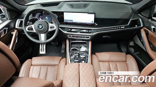 BMW X6 — interior