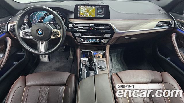 BMW 5 Series — interior