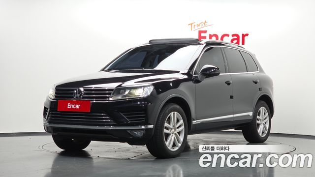 Volkswagen Touareg — exterior