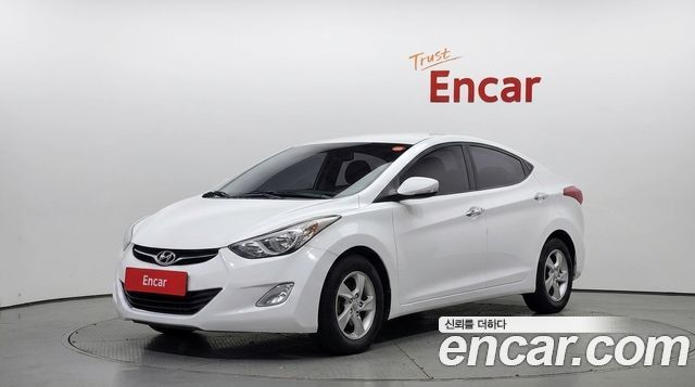 Hyundai Avante — exterior