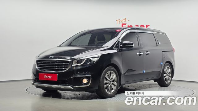 Kia Carnival — exterior