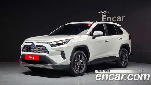 Toyota RAV4 — exterior