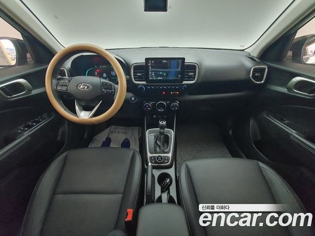 Hyundai Venue — interior