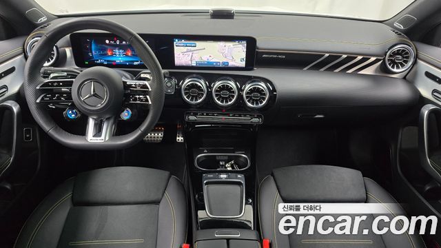 Mercedes-Benz CLA-Class — interior