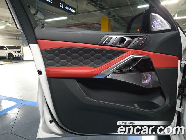 BMW X6 M — interior