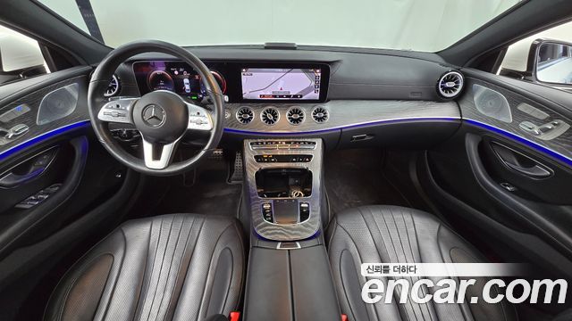 Mercedes-Benz CLS-Class — interior