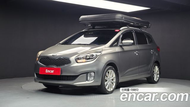 Kia Carens — exterior