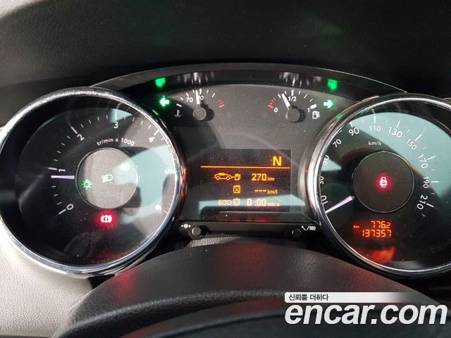 Peugeot 3008 — interior