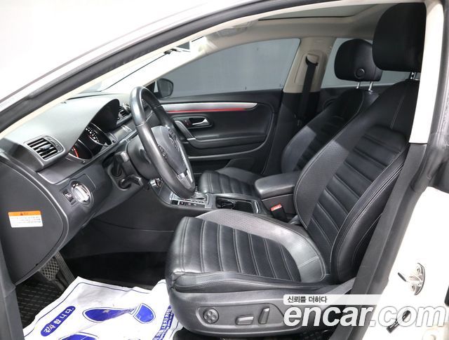 Volkswagen CC — interior