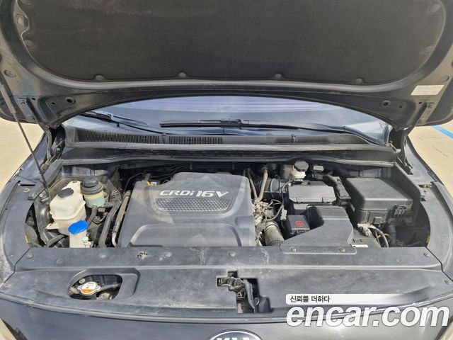 Kia Carnival — interior