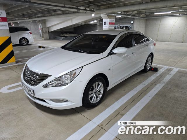 Hyundai Sonata — exterior