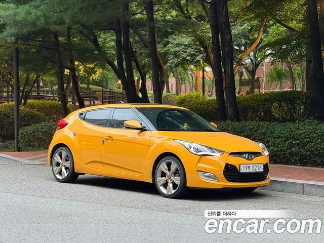 Hyundai Veloster — exterior