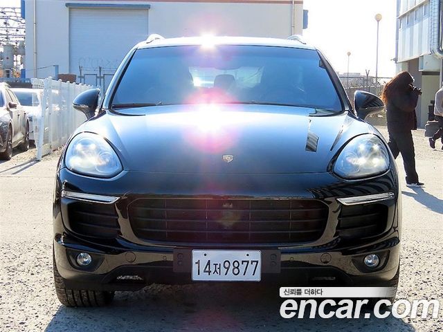 Porsche Cayenne — exterior