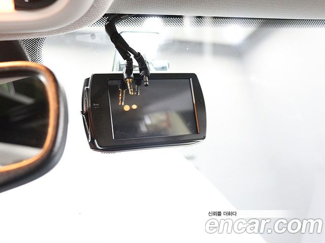 Jeep Cherokee — interior
