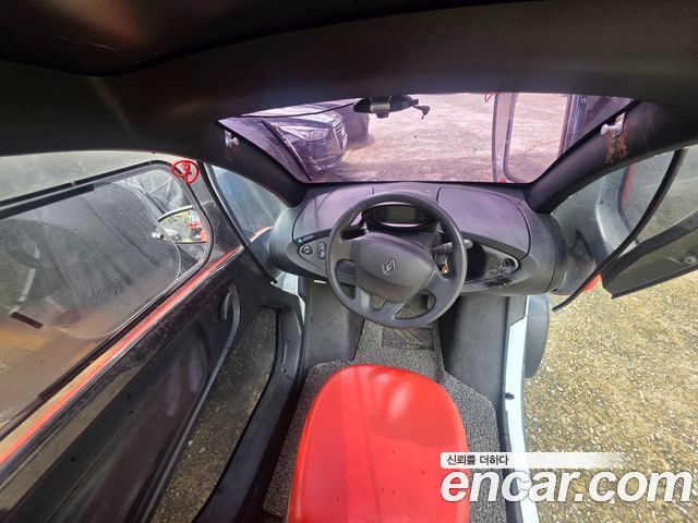 Renault Korea Twizy — interior
