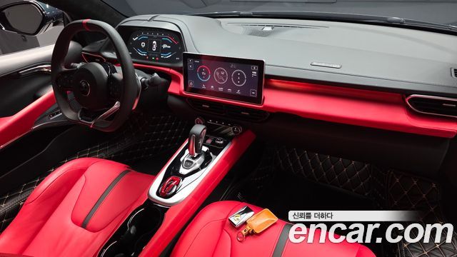 Lotus Emira — interior