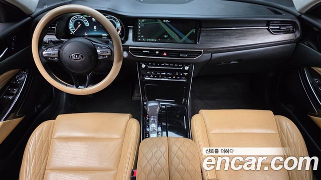 Kia K7 — interior