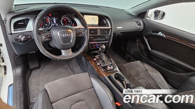 Audi A5 — interior