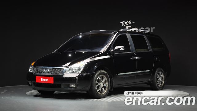 Kia Carnival — exterior