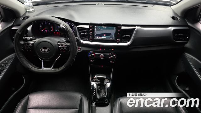 Kia Stonic — interior