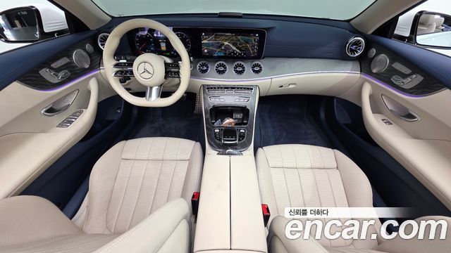 Mercedes-Benz E-Class — interior